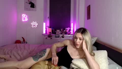 Dashka online show from April 22, 10:28 pm