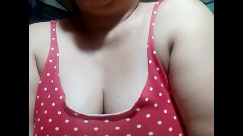 Snapshot of hot_boobs21 chatting on March 2, 11:50 am hot_boobs21 online show from March 2, 11:50 am