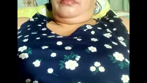 Snapshot of hot_boobs21 chatting on February 9, 11:57 pm hot_boobs21 online show from February 9, 11:57 pm