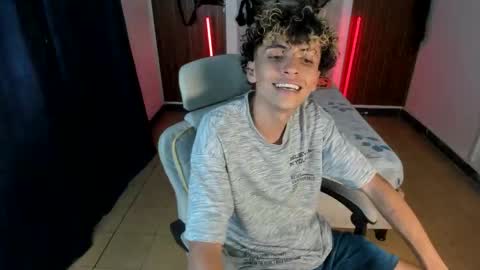 hot bunny online show from November 4, 3:08 am