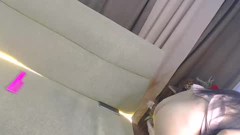 hot_chelly online show from March 9, 2:16 am