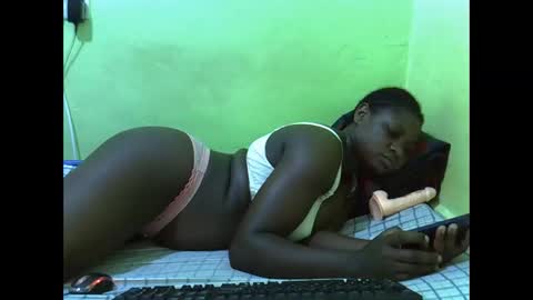 hot_girlly online show from September 17, 4:16 am