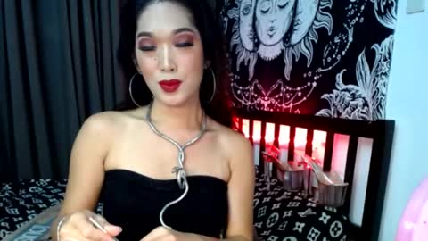 Jessica Cumshow FOLLOW ME online show from May 11, 12:17 am