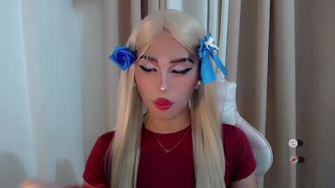 Khianna online show from July 2, 4:01 pm