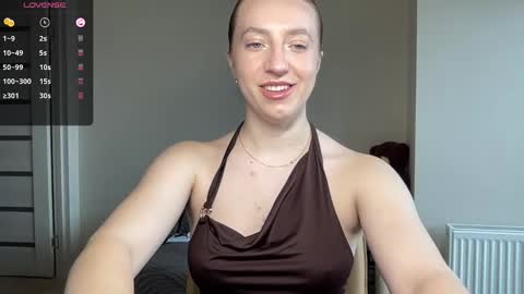 Lina online show from November 21, 10:24 am