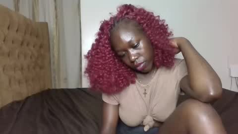 Hot petite online show from February 20, 6:26 am