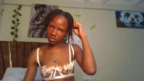 hot petite100 online show from November 3, 5:19 am