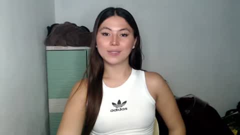 Nikki  online show from May 8, 1:50 pm