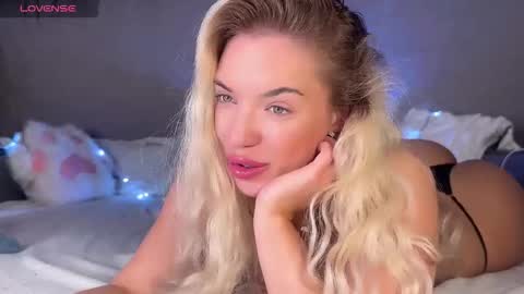 Alika online show from October 27, 3:06 am