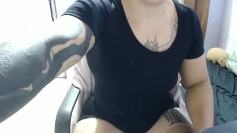 Hot and PowerHOPE U MISS ME online show from October 31, 3:18 am