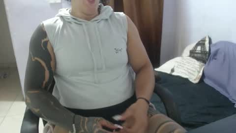 Hot and PowerHOPE U MISS ME online show from February 24, 4:59 am