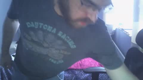 hotboyron online show from December 9, 12:40 pm