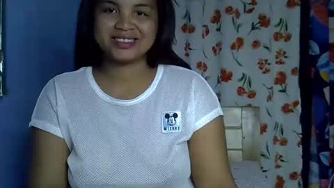 Snapshot of hotcelici chatting on October 7, 7:59 am hotcelici online show from October 7, 7:59 am