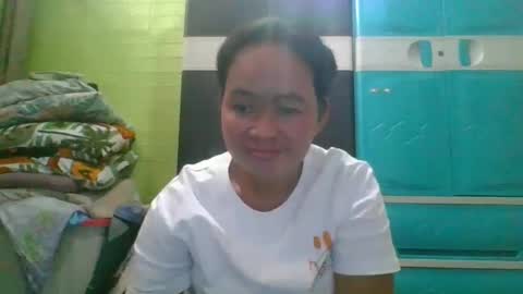 hotchicks4uxx online show from February 27, 4:46 am