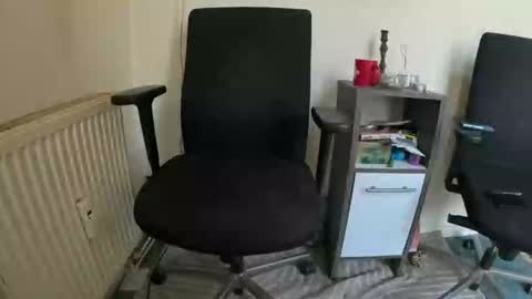 hotcockdus21 online show from December 4, 10:26 am