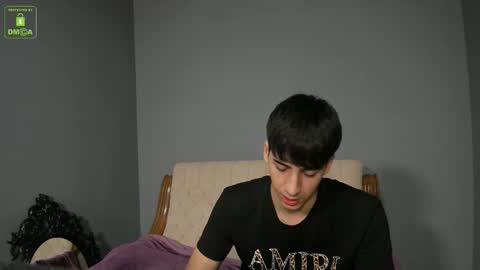 QUENTIN online show from October 18, 5:44 am