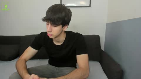 QUENTIN online show from December 2, 6:34 am