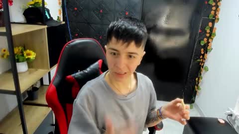 hannah online show from March 1, 3:22 am