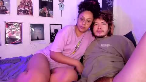 Sam and Nico online show from May 15, 5:27 am