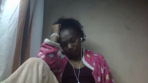 Snapshot of hotiesveronique chatting on September 13, 5:48 pm veronique online show from September 13, 5:48 pm