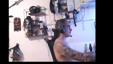 hotkinkytat online show from April 23, 1:24 pm