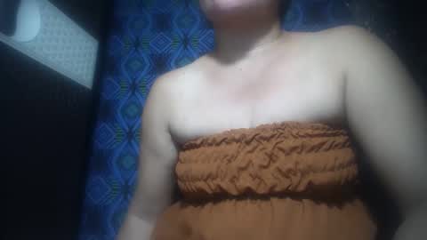 Snapshot of hotmatureladyxxx chatting on October 24, 9:54 am hotmatureladyxxx online show from October 24, 9:54 am