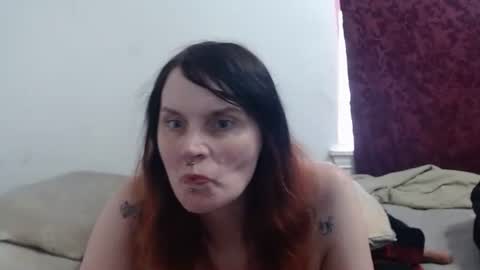 hotmodel1984 online show from October 17, 7:40 pm