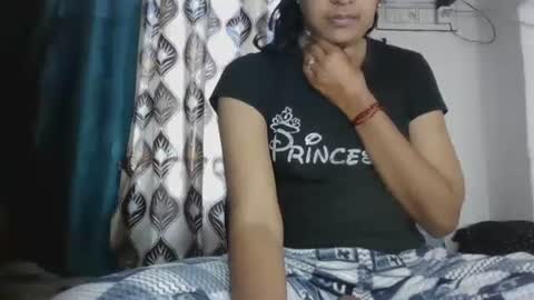 lola online show from January 6, 7:23 am