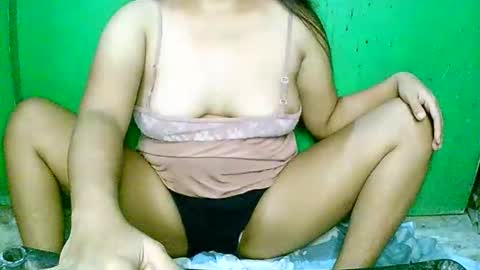 hotpussy_lipsxx69 online show from January 9, 1:17 pm