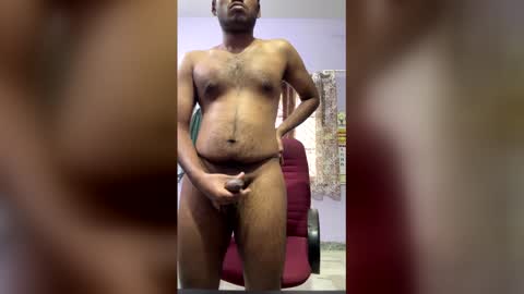 hottamilguy01 online show from February 9, 9:35 am