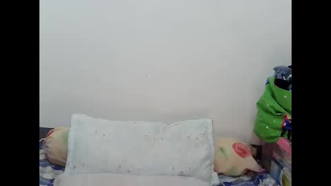 hottest0916 online show from February 17, 2:43 am