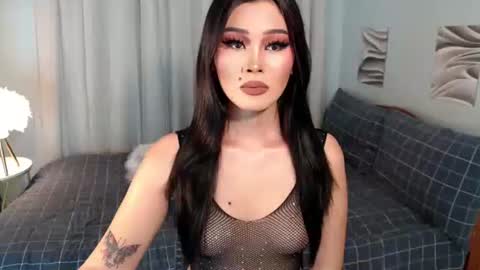 ZANDRA online show from June 5, 2:55 pm