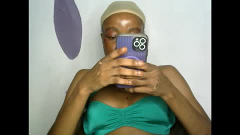 Snapshot of hottie_baddie14 chatting on September 24, 12:34 pm hottie baddie14 online show from September 24, 12:34 pm