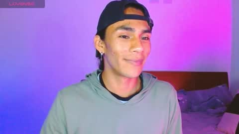 stiven online show from November 11, 2:36 am