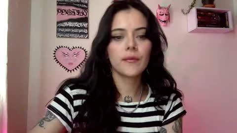 Tat  online show from November 26, 3:31 pm