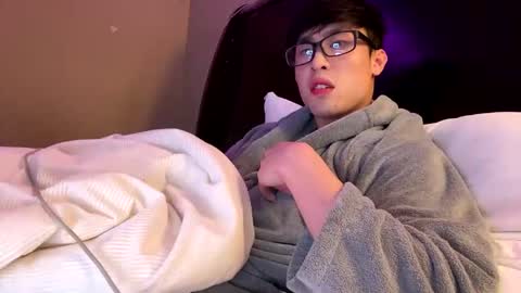 hottiewithabody101 online show from November 9, 6:28 am