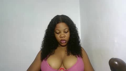 hotty_lora889 online show from February 14, 8:06 am