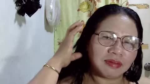 hottycrissy4u online show from May 1, 1:16 pm