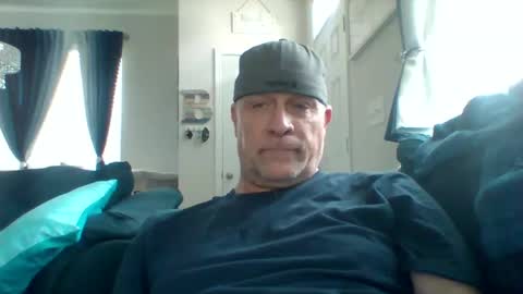 hotyummycock69 online show from September 27, 2:37 pm