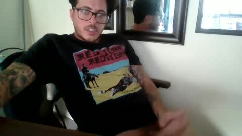 Snapshot of hoyosjay68 chatting on December 8, 7:00 pm Jay.....jayhoe878 SC online show from December 8, 7:00 pm