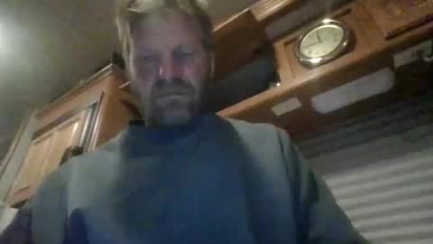 hoytme online show from December 17, 10:44 am