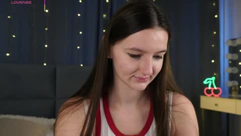 Diane online show from April 11, 8:07 am