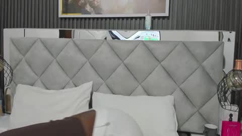 Snapshot of huddah_cam chatting on September 18, 11:36 am huddah online show from September 18, 11:36 am