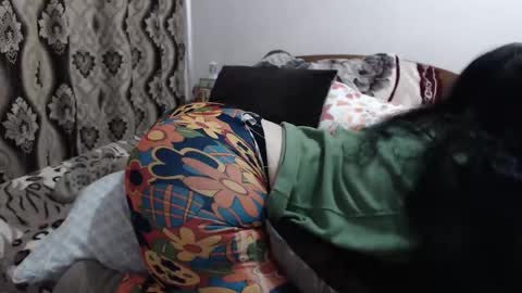 hugeassdevil online show from February 22, 11:35 am