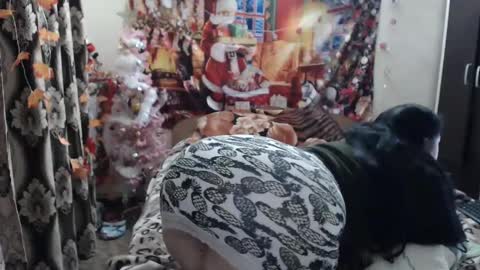 Snapshot of hugeassdevil chatting on February 15, 10:31 pm hugeassdevil online show from February 15, 10:31 pm