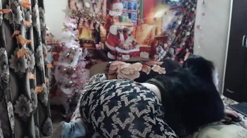 Snapshot of hugeassdevil chatting on January 31, 10:10 pm hugeassdevil online show from January 31, 10:10 pm