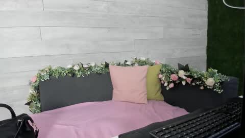 Erin online show from March 10, 4:28 am