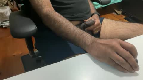 HunkyLover online show from March 13, 9:56 am