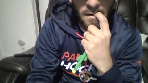 hungbistud916 online show from March 7, 4:45 am