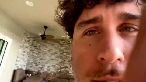 hungkingg22 online show from March 3, 8:54 pm